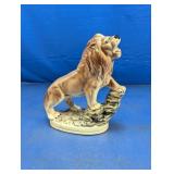 (1) Ceramic Lion Figurine
