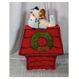 (1) Snoopy Woodstock Lighted Holiday Display