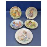 (5) Vintage Avon Collector Plates