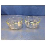 (2) Clear Pyrex Glass Mixing Bowls