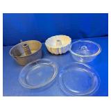 (5) Baking Dishes & Pans ï¿½ Glass & More