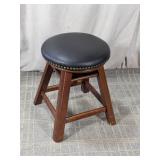 (1) Wooden Adjustable Stool