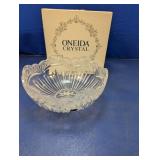 Oneida Crystal Southern Garden 9.5" Bowl