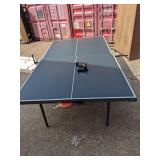 (1) Folding Ping Pong Table with Paddles & Net