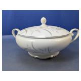 (1) Belafonte Fine China Covered Serving Bowl