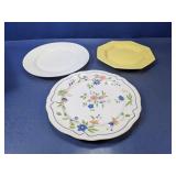 (3) Decorative Plates ï¿½ Oneida & More