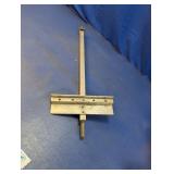 (1) Adjustable Metal T-Square Guide