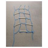 (1) Rope and Wooden Rung Climbing Ladder