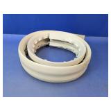 (1) Coiled White Rubber Trim Molding