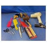 (1) Barber Grooming Tool Lot ï¿½ Brushes & More