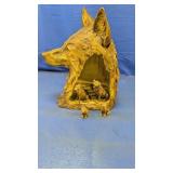 (1) Wolf Head Figurine with Lighted Den and Pups