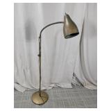 (1) Vintage Brass Adjustable Floor Lamp