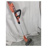 (1) BLACK+DECKER Cordless String Trimmer
