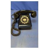 (1) Vintage-Style Rotary Push-Button Telephone