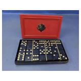 (1) Crisloid "Top Grade" Domino Set