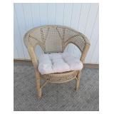 Vintage-Style Woven Wicker/Rattan Accent Chair