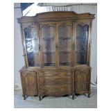 (1) Vintage China Cabinet Hutch
