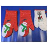 (3) Christmas-Themed Oven Mitts
