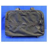 (1) Samsonite Black Soft-Sided Briefcase