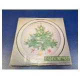 (1) Indiana Glass Rainbow Mist 13" Christmas