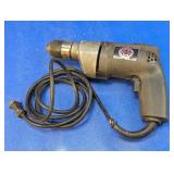 (1) B&D 1/2" VSR Drill