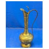 (1) Engraved Cast Iron Pitcher