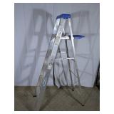(1) Werner Aluminum Step Ladder
