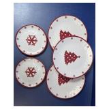 (5) Holiday Festive Plastic Plate Set