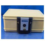 (1) Brinks Fireproof Lock Box Safe