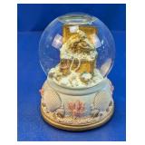 (1) Music Box Company Treasure Snow Globe