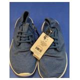 (1) Danskin Now Memory Foam Sneakers