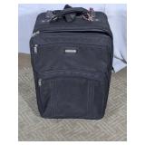 (1) Lucas Black Rolling Travel Suitcase