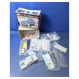 (1) Monogram ï¿½40 Ford Standard Coupe Model Kit