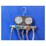 (1) Pittsburgh Manifold Gauge Set w/ Hoses