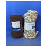 (2)Warm Fleece Throw Blankets Lot