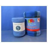 (2)Fruit of the Loom Stadium & Fleece Throw Set