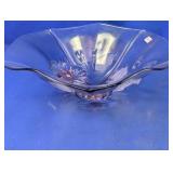 (1) Floral Glass Serving Bowl