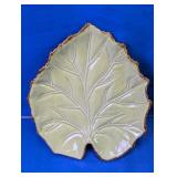 (1) TIC Leaf-Shaped Ceramic Plate