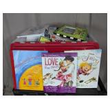 (1) Assorted Childrenï¿½s Books & Stationery Lot