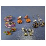 (7) Assorted Vintage Style Earrings