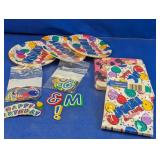 (1) Amscan Birthday Party Decor Set
