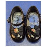 (1) Kids Play Black Dress Shoes