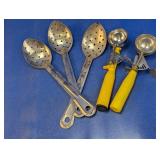 (5) Ice Cream Scoops & Slotted Spoons