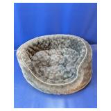 (1) Plush Gray Round Pet Bed with Cushion