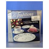 (5)Johann Haviland Blue Garland China Set