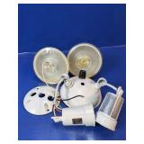 Outdoor Floodlight Fixture w/Bulbs