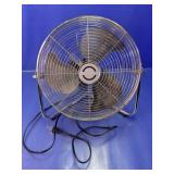 (1) Metal Floor Desk Fan