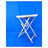 (1) Round Folding Wooden Table