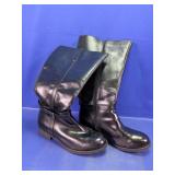 (1) American Eagle Black Mid-Calf Boots