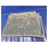 (1) Berkshire Blanket Plush Throw